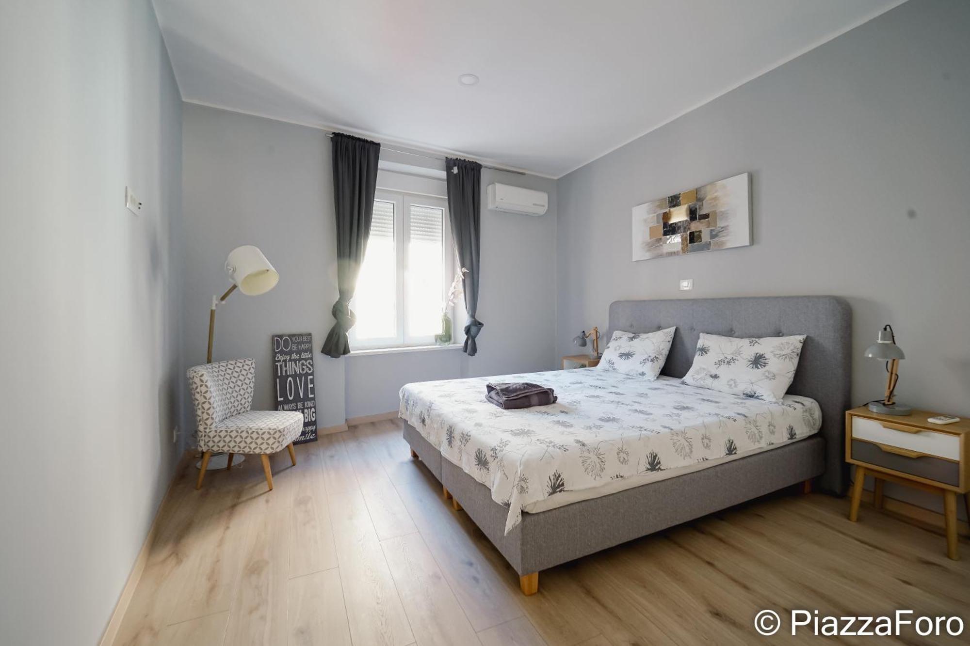 Piazza Foro With Free Parking Apartment พูลา ภายนอก รูปภาพ
