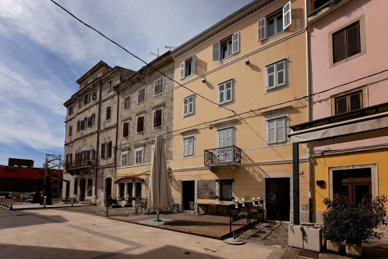 Piazza Foro With Free Parking Apartment พูลา ภายนอก รูปภาพ