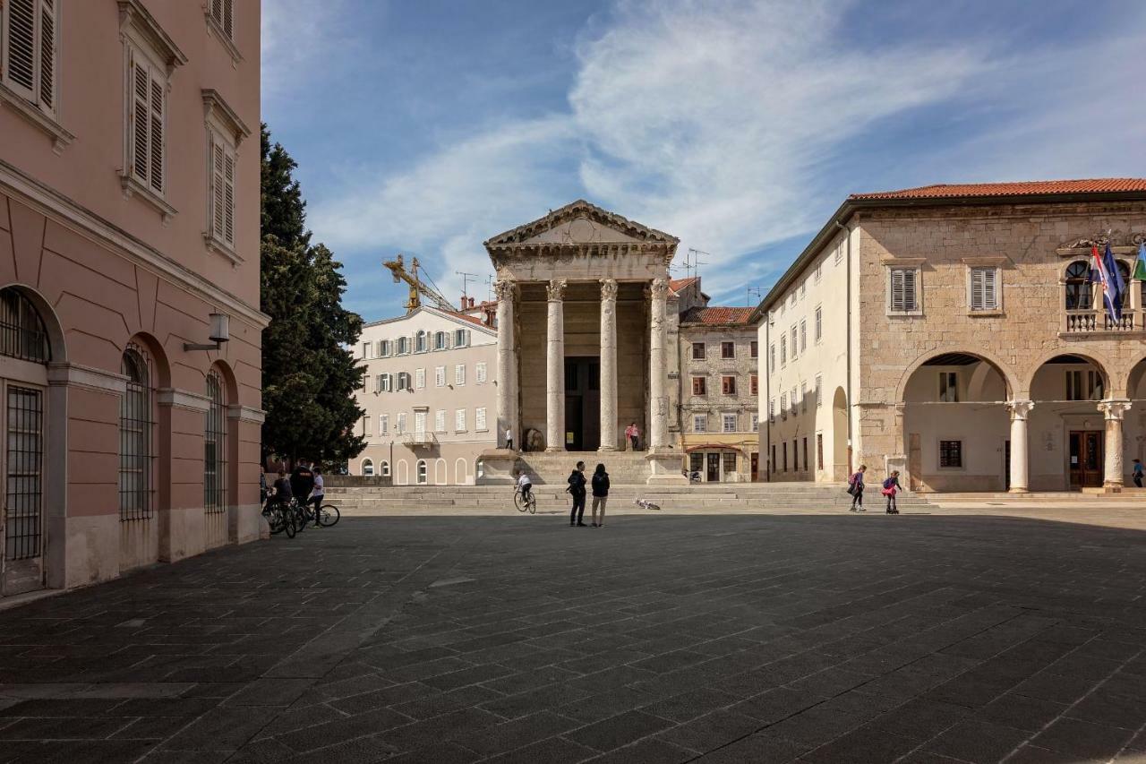 Piazza Foro With Free Parking Apartment พูลา ภายนอก รูปภาพ